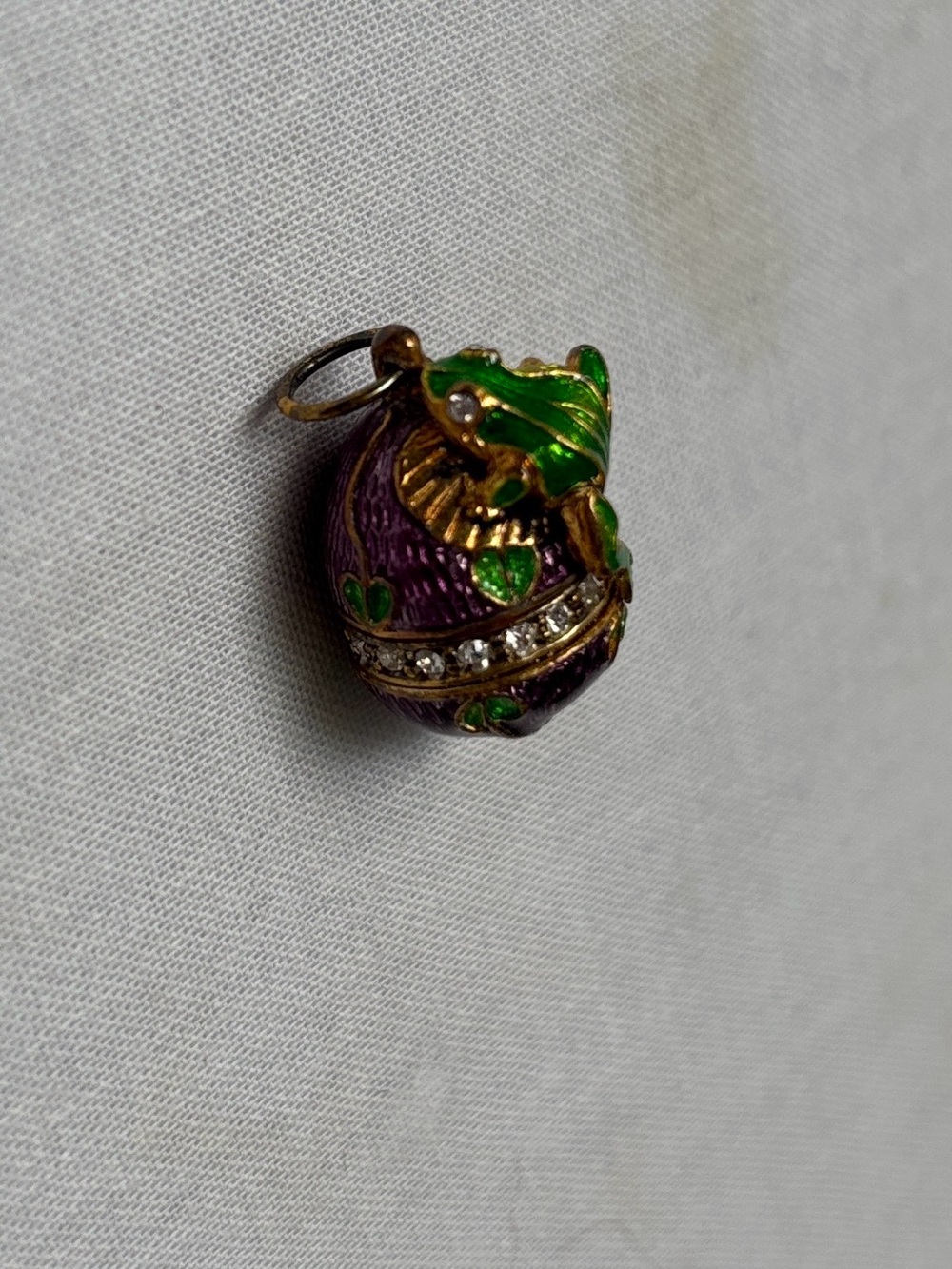 Vintage enameled Women's Fashion Egg charm/pendant- Unbranded